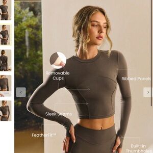 FeatherFit™ Soft Stretchy Ribbed Seam-Dividing Design Long-Sleeve Tee
size s